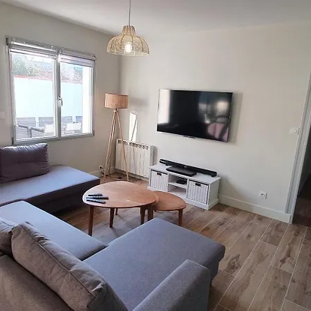 Babeth By Nuits Au Port La Rochelle (Charente-Maritime)