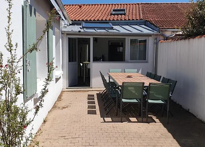 Babeth By Nuits Au Port 拉罗歇尔